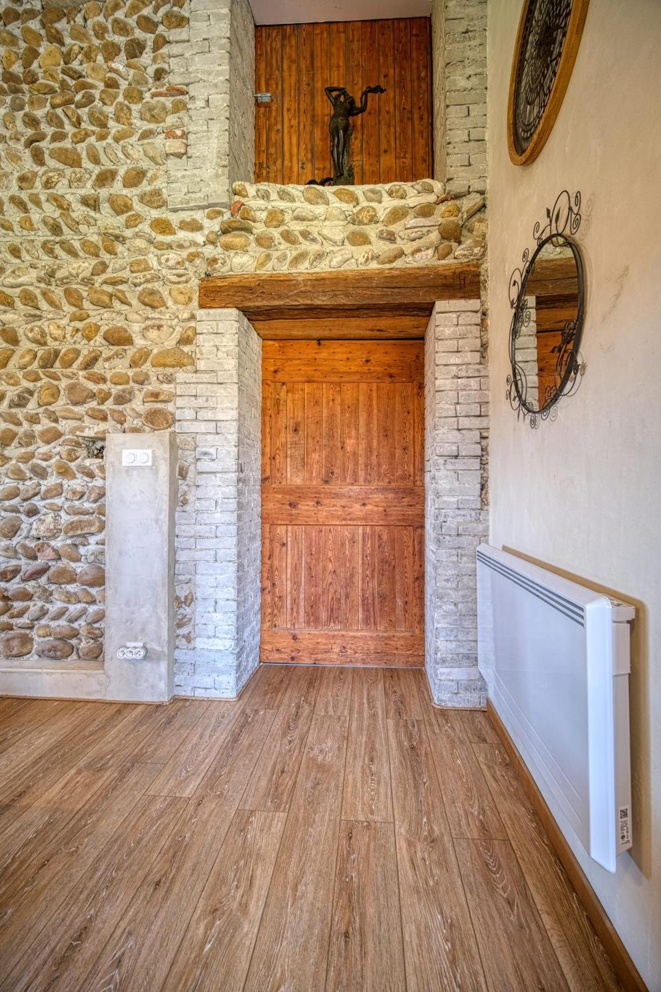 Maison Michonieres - Gite 3 Etoiles - 8 Personnes Miribel  Eksteriør billede